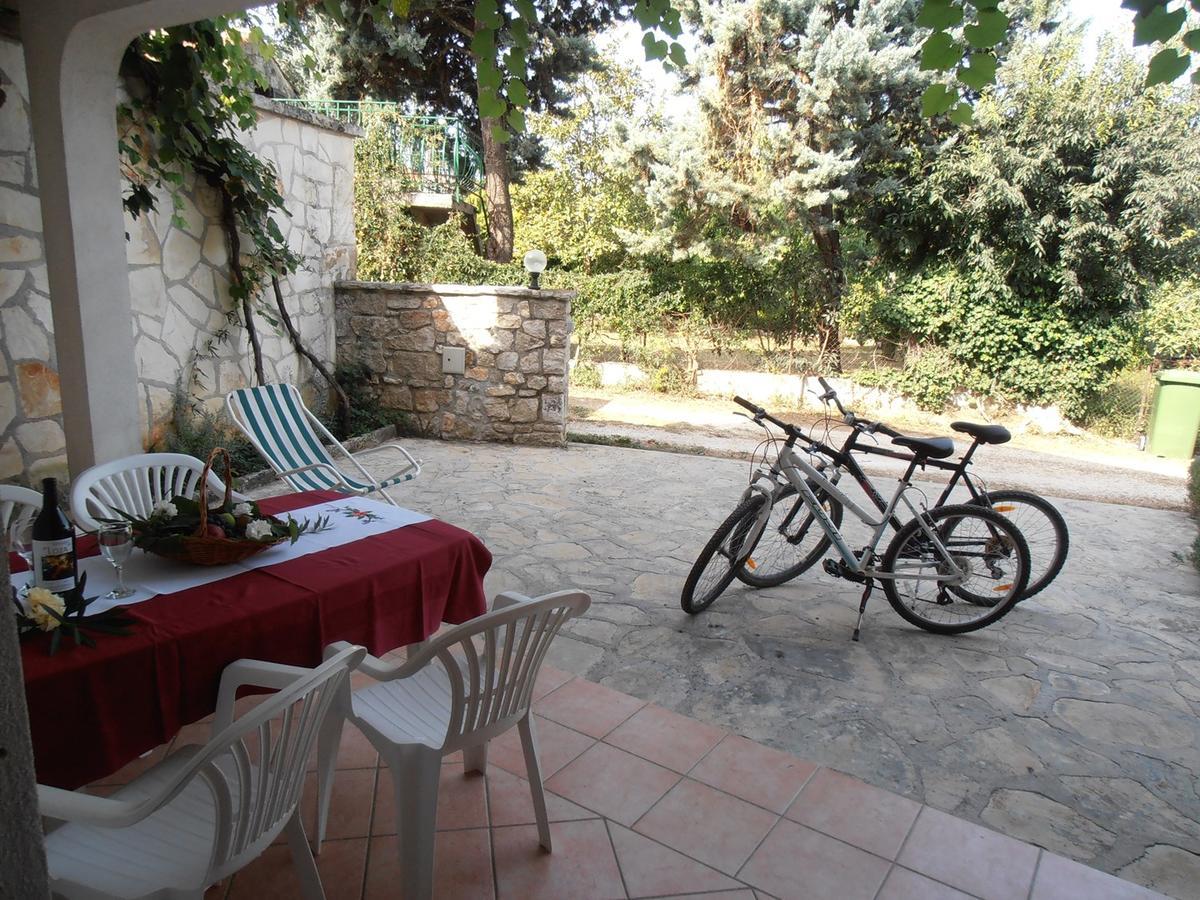 Apartments Coki Funtana Exterior foto